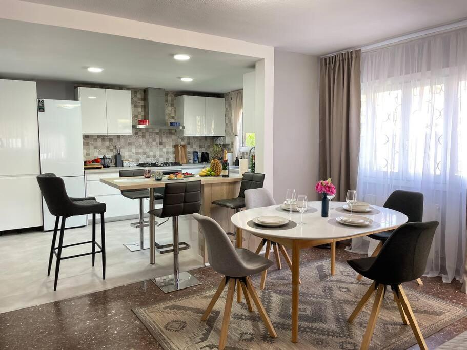 Chalet Puigval 50M De La Playa Valencia Eksteriør bilde